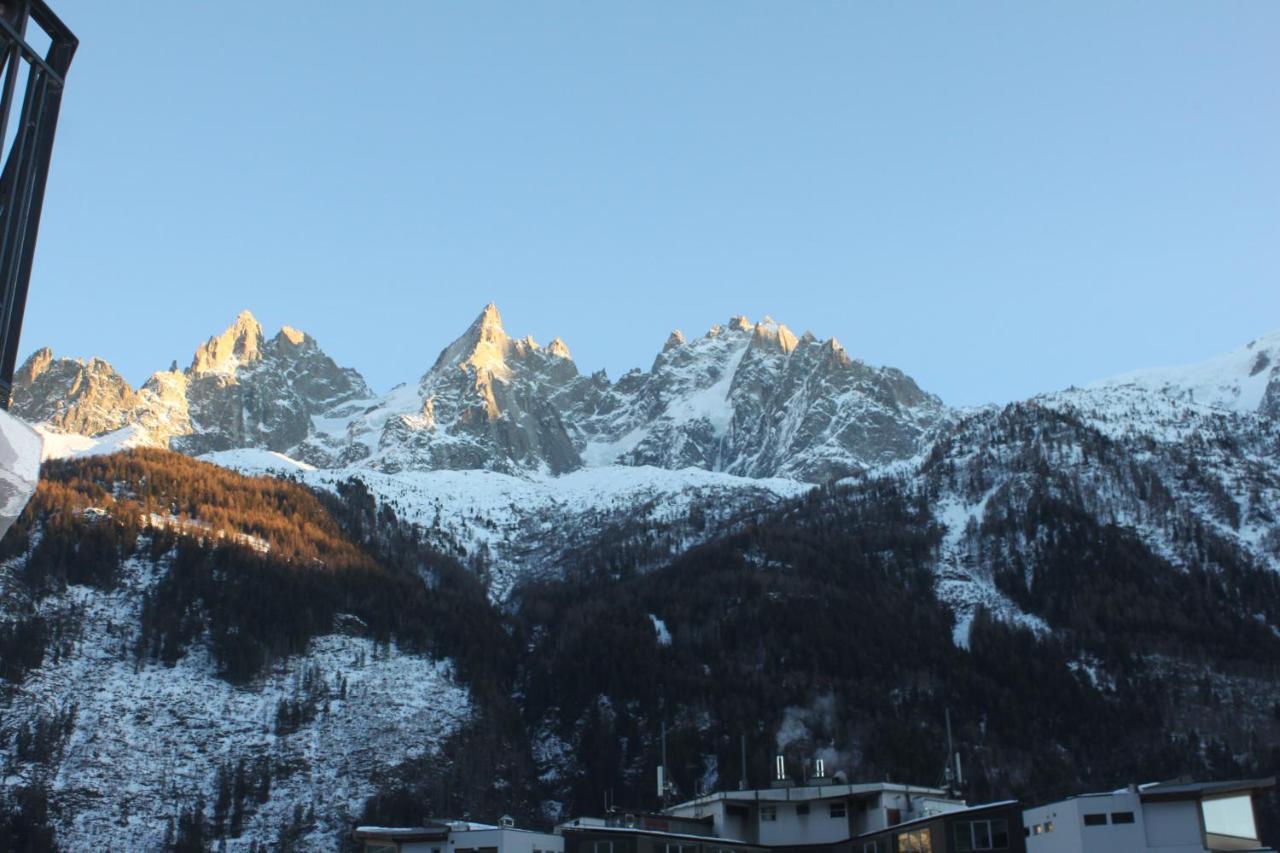Appartement Le Savoisien Chamonix Esterno foto